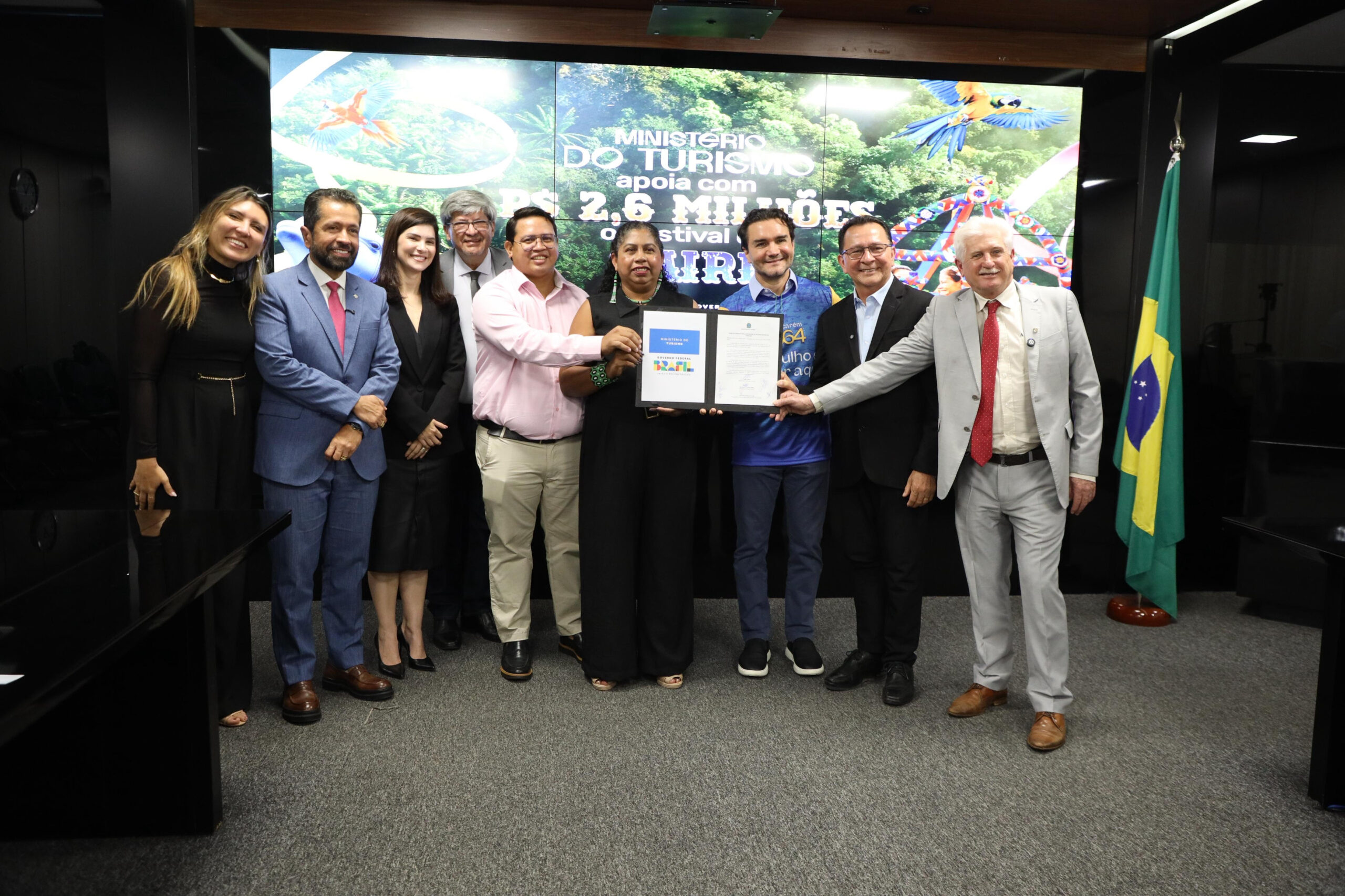 Santarém receberá R$ 2,6 mi do Ministério do Turismo para festa do Sairé 2025; anúncio ocorreu nesta terça, em Brasília